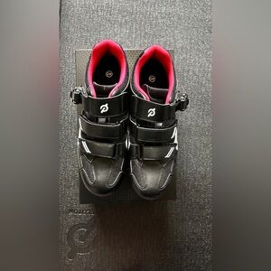 Size 40 Peloton Bike Shoes